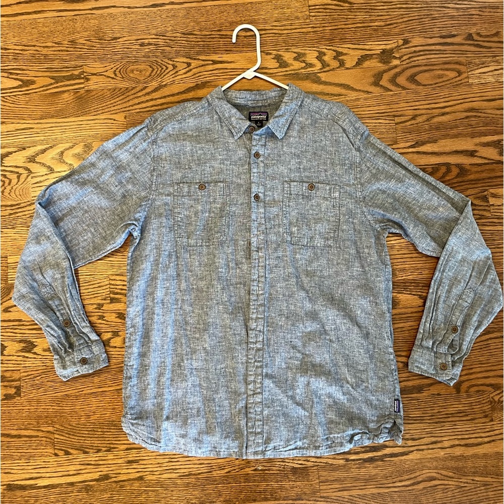 Men’s Patagonia Organic Cotton Button Up Shirt Size Large